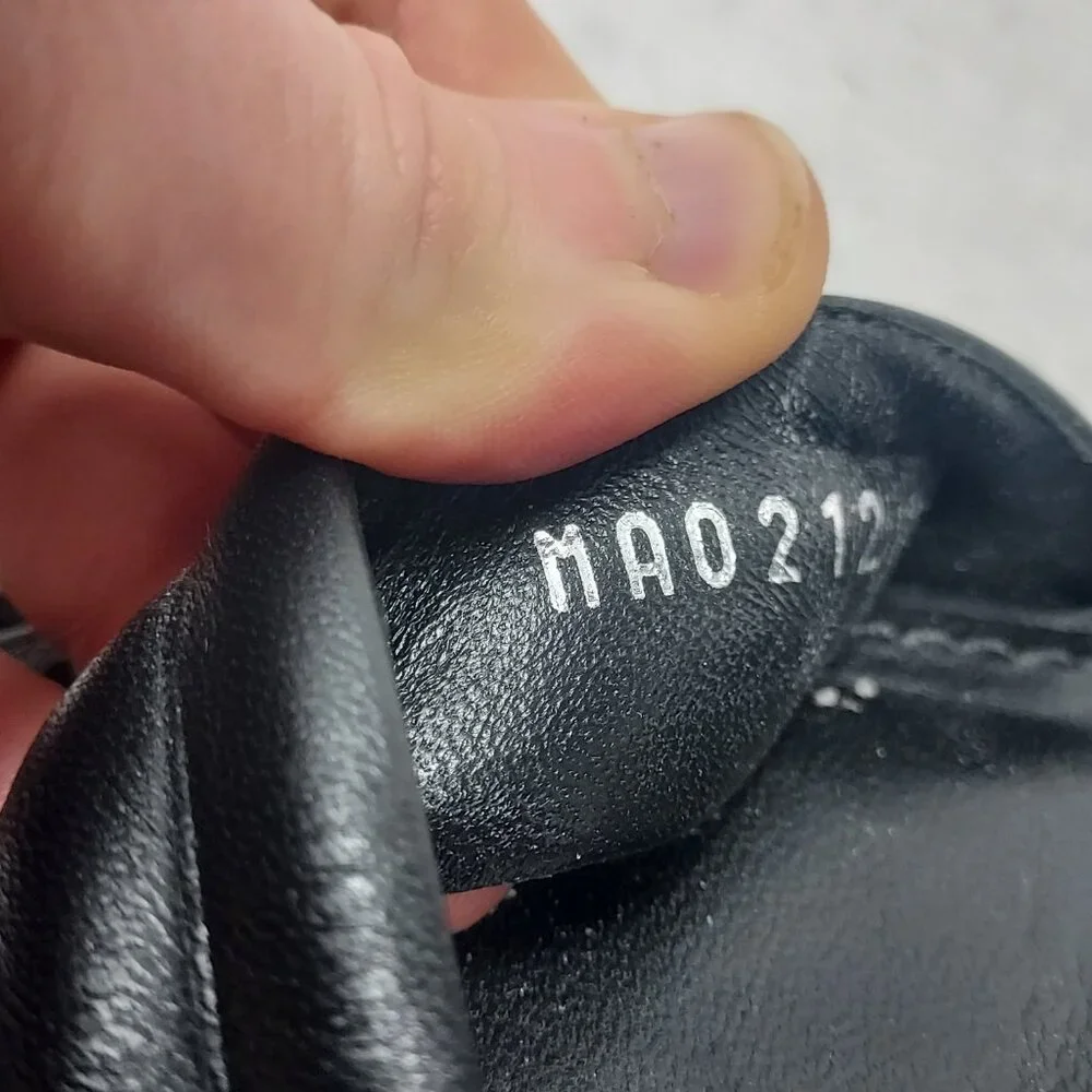 LOUIS VUITTON Black LV Star Trail Heel Sandal - Picture 3 of 12